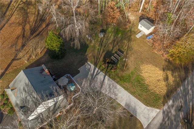 195 Winddrift Street, Winston-salem, NC 27107