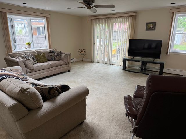 114 Parish Rd, Needham, MA 02494