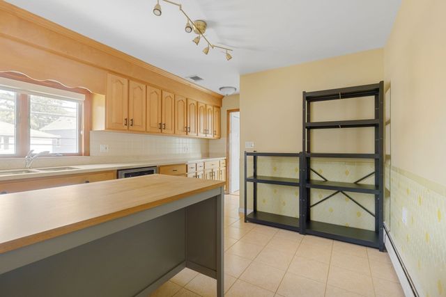 13 Rawson Rd 13, Arlington, MA 02474