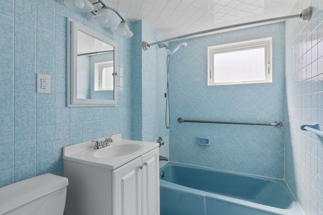 13 Rawson Rd 13, Arlington, MA 02474
