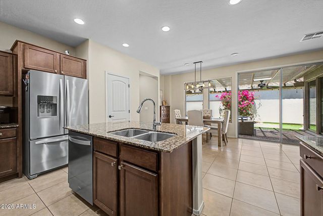 4674 E MAPLEWOOD Street, Gilbert, AZ 85297