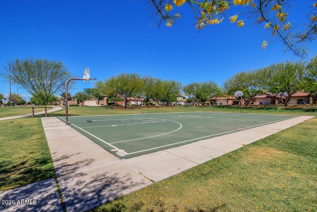 4674 E MAPLEWOOD Street, Gilbert, AZ 85297