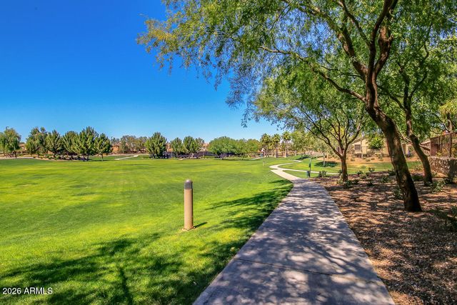 4674 E MAPLEWOOD Street, Gilbert, AZ 85297