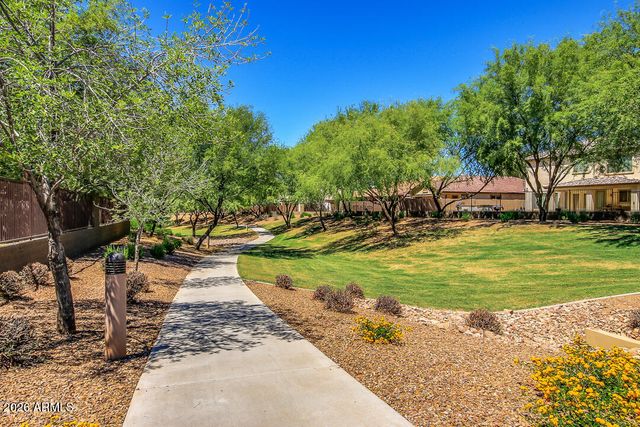 4674 E MAPLEWOOD Street, Gilbert, AZ 85297