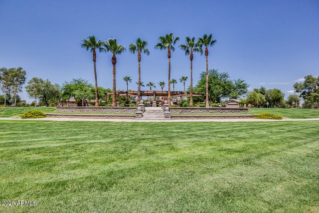 4674 E MAPLEWOOD Street, Gilbert, AZ 85297