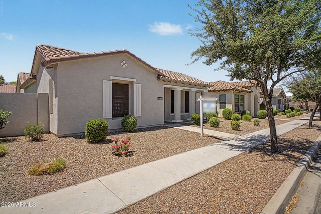 4674 E MAPLEWOOD Street, Gilbert, AZ 85297