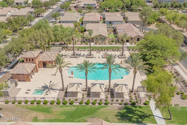 4674 E MAPLEWOOD Street, Gilbert, AZ 85297