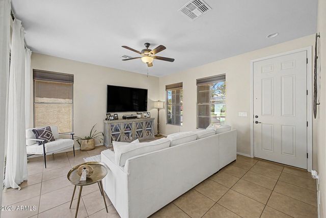 4674 E MAPLEWOOD Street, Gilbert, AZ 85297