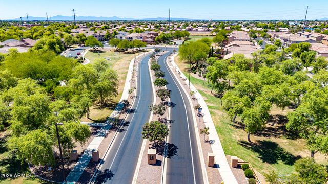 4674 E MAPLEWOOD Street, Gilbert, AZ 85297