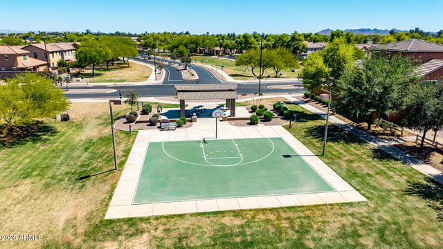 4674 E MAPLEWOOD Street, Gilbert, AZ 85297