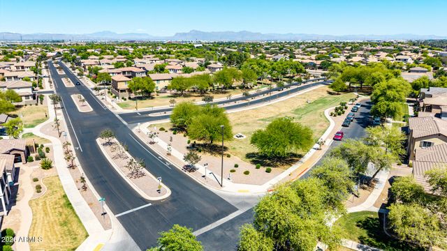 4674 E MAPLEWOOD Street, Gilbert, AZ 85297