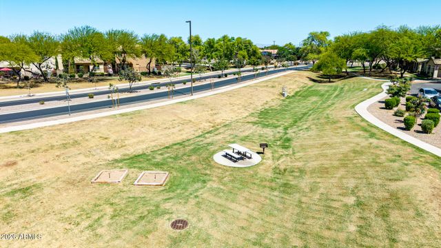 4674 E MAPLEWOOD Street, Gilbert, AZ 85297
