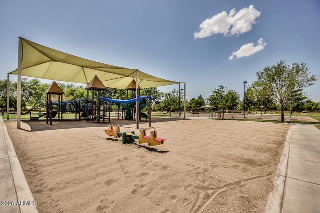 4674 E MAPLEWOOD Street, Gilbert, AZ 85297