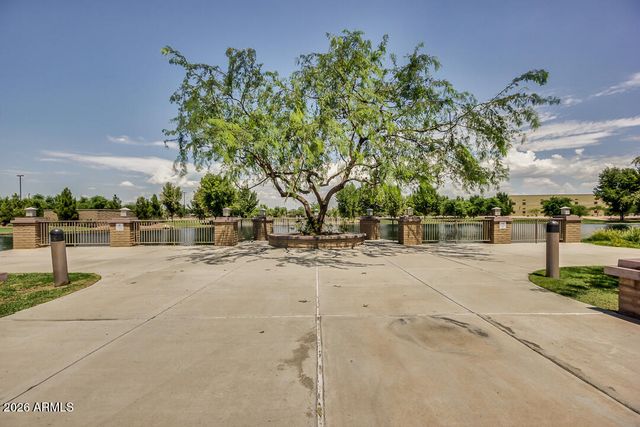 4674 E MAPLEWOOD Street, Gilbert, AZ 85297