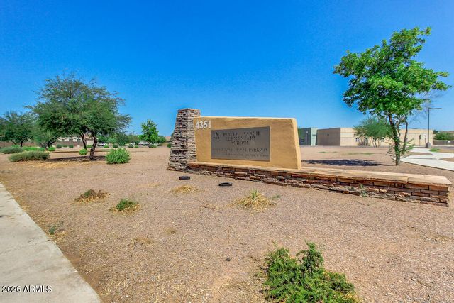 4674 E MAPLEWOOD Street, Gilbert, AZ 85297