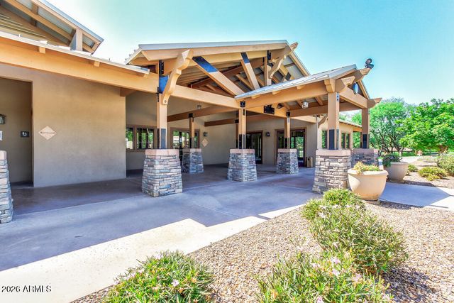 4674 E MAPLEWOOD Street, Gilbert, AZ 85297