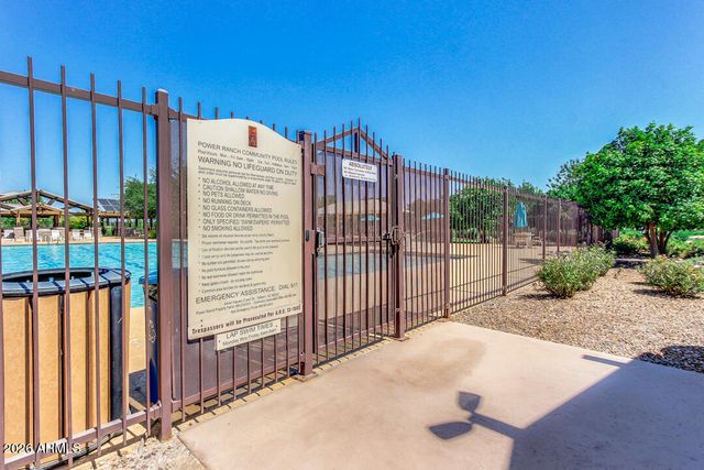 4674 E MAPLEWOOD Street, Gilbert, AZ 85297