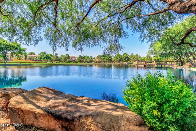 4674 E MAPLEWOOD Street, Gilbert, AZ 85297