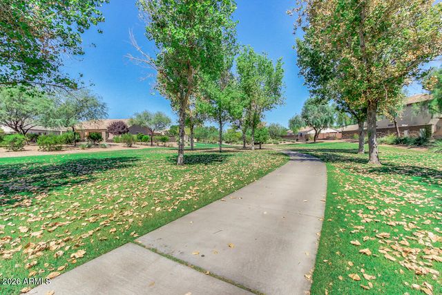 4674 E MAPLEWOOD Street, Gilbert, AZ 85297