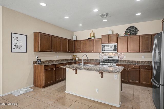 4674 E MAPLEWOOD Street, Gilbert, AZ 85297