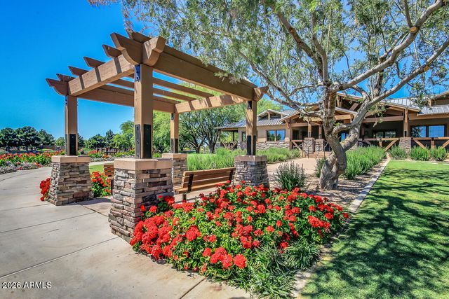 4674 E MAPLEWOOD Street, Gilbert, AZ 85297