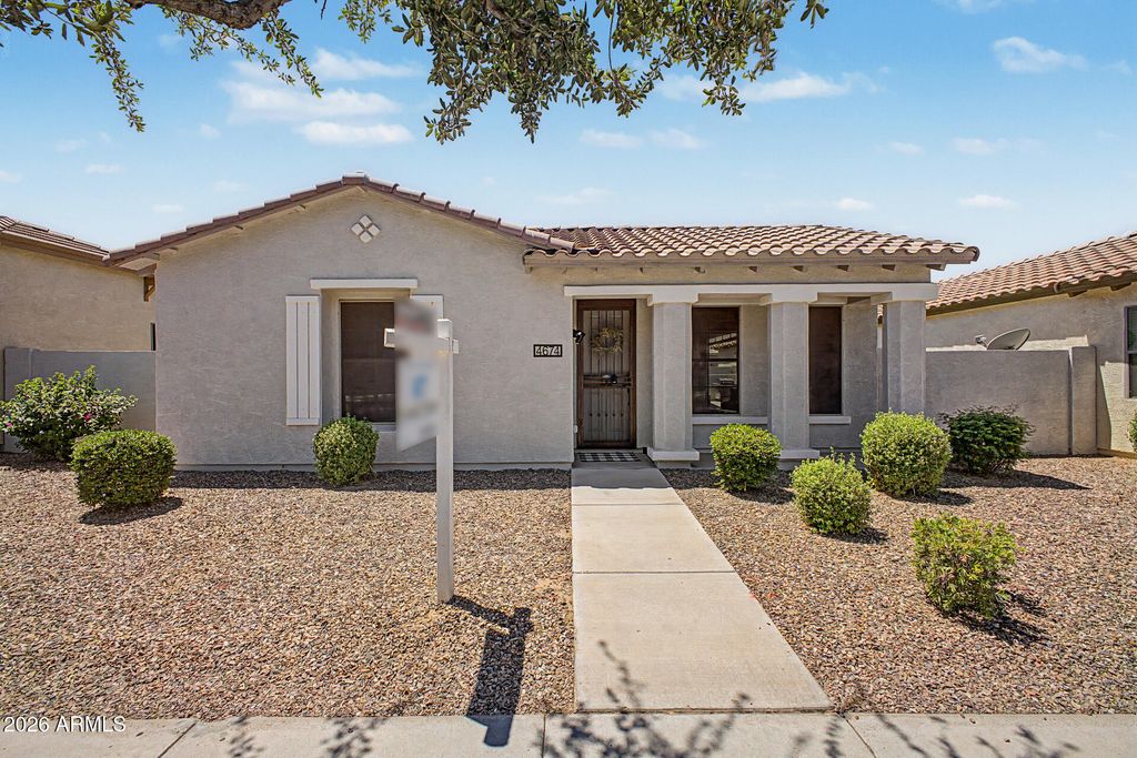 4674 E MAPLEWOOD Street, Gilbert, AZ 85297