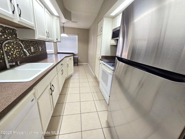 7483 Apache Trail, Spring Hill, FL 34606