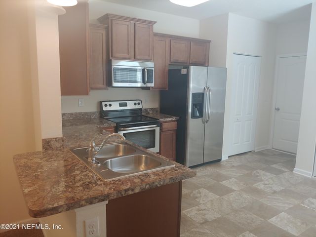 340 SERVIA Drive, St. Johns, FL 32259