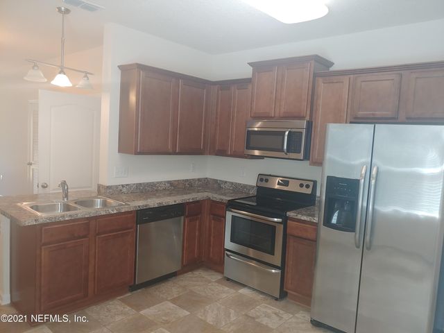 340 SERVIA Drive, St. Johns, FL 32259