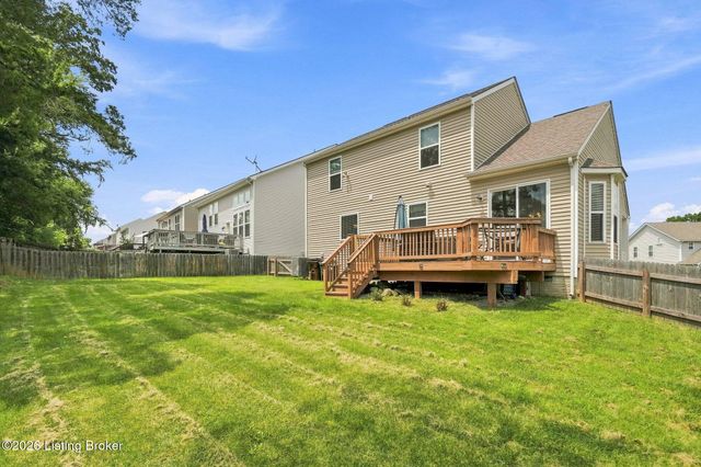 10004 Creek View Estates Dr, Louisville, KY 40291