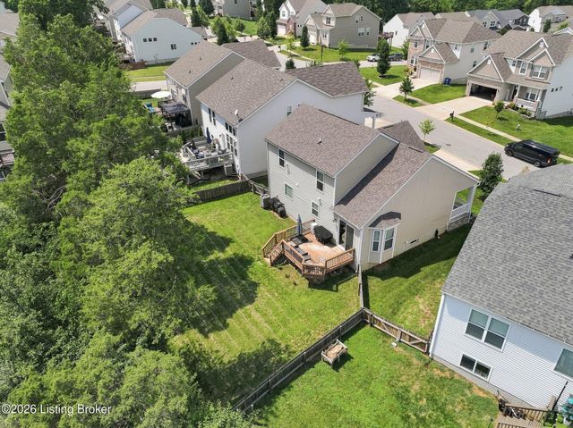 10004 Creek View Estates Dr, Louisville, KY 40291