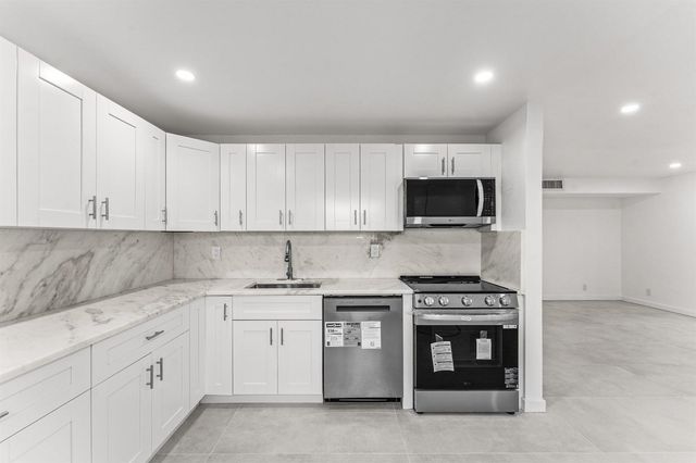 551 Piedmont L, Delray Beach, FL 33484
