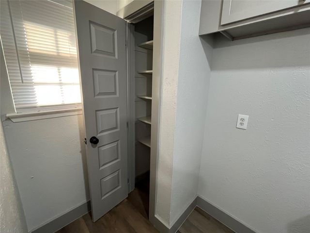 3982 Granite Hill Drive, Dallas, TX 75241