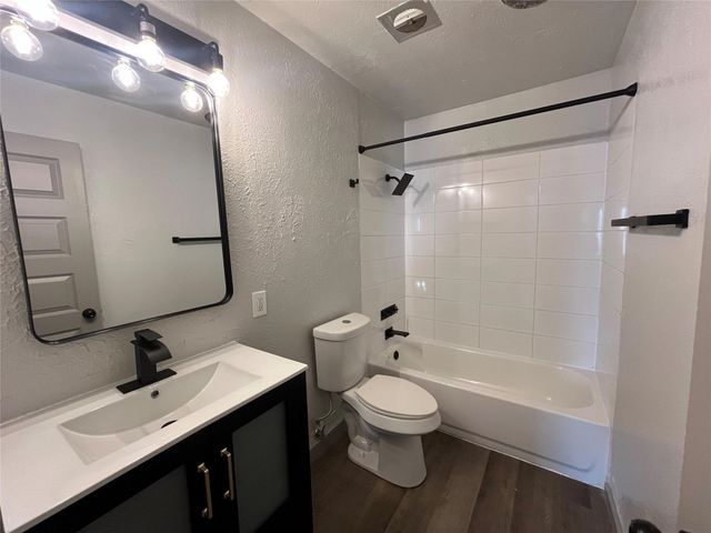 3982 Granite Hill Drive, Dallas, TX 75241