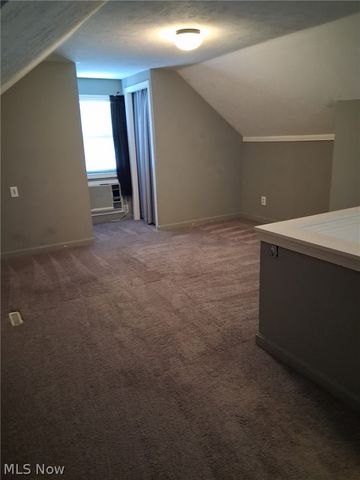 388 E 330th Street, Willowick, OH 44095