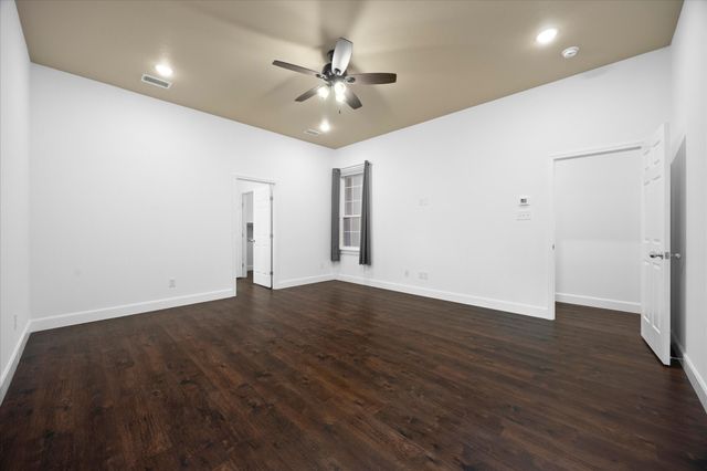 2526 Fox Point Circle, Quinlan, TX 75474
