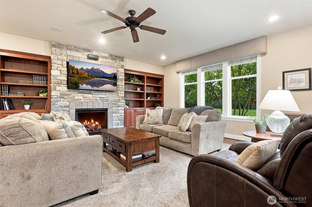 3119 115th Avenue Ct E, Edgewood, WA 98372