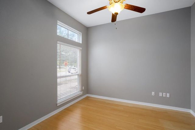 4240 Berkman DR, Austin, TX 78723