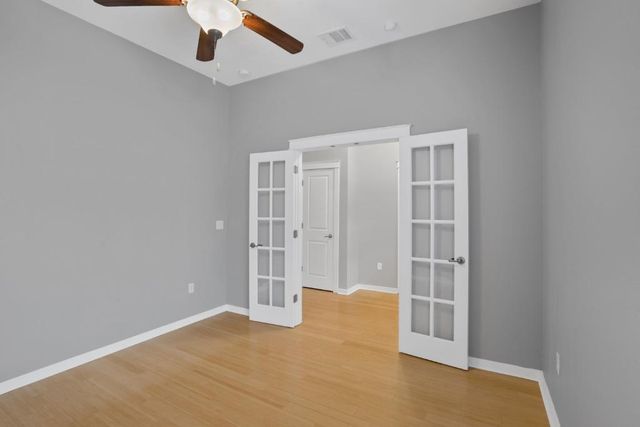 4240 Berkman DR, Austin, TX 78723