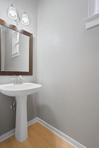 4240 Berkman DR, Austin, TX 78723