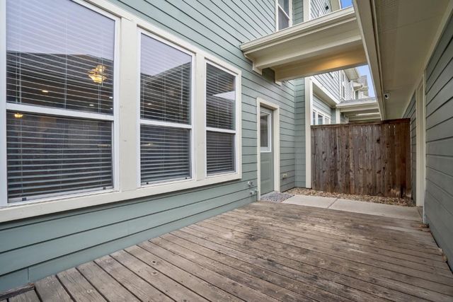 4240 Berkman DR, Austin, TX 78723