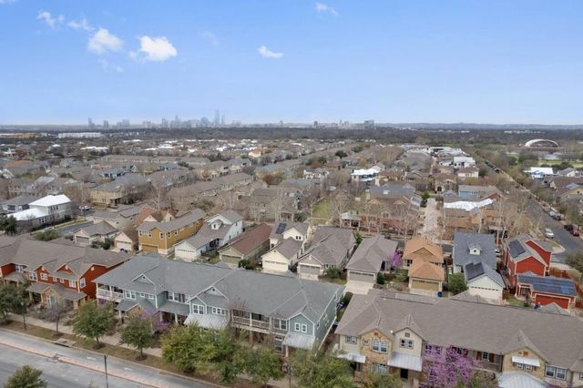 4240 Berkman DR, Austin, TX 78723