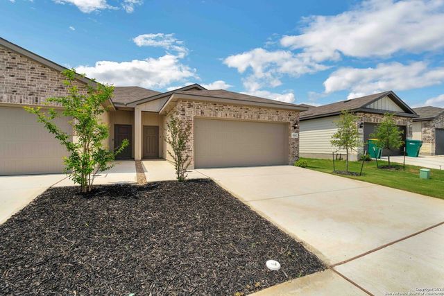 9318 Frio Lndg Unit 1, Converse, TX 78109