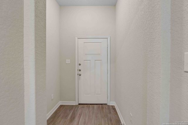 9318 Frio Lndg Unit 1, Converse, TX 78109