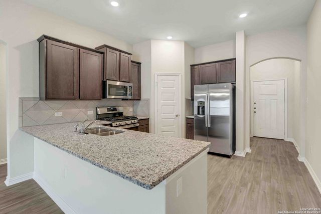 9318 Frio Lndg Unit 1, Converse, TX 78109