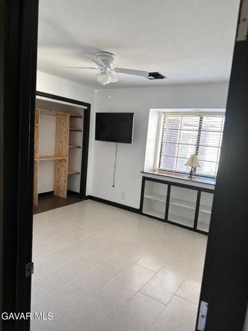 41910 W 60th Street, Quartz Hill, CA 93536