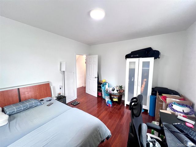 1531 145th Place, Whitestone, NY 11357
