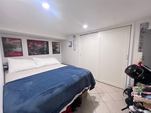 1531 145th Place, Whitestone, NY 11357