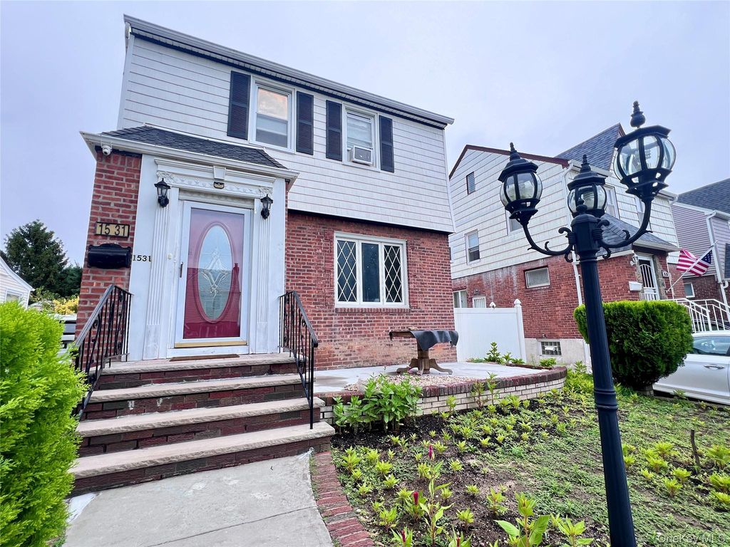 1531 145th Place, Whitestone, NY 11357 — photo 3