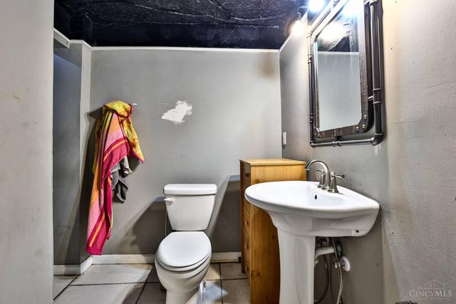 5152 Highview Drive, Cincinnati, OH 45238